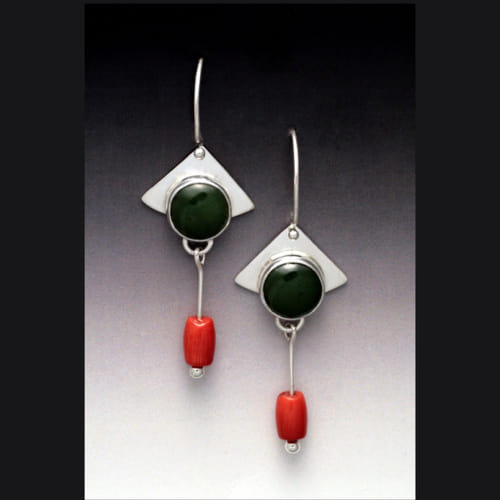Click to view detail for MB-E405 Earrings Temple Jade $240